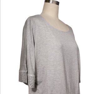 Morrison Grey T-shirt with sequined sleeves